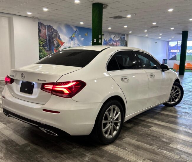 9b742453-70a7-4bd9-a2b9-b0e2f813fc07