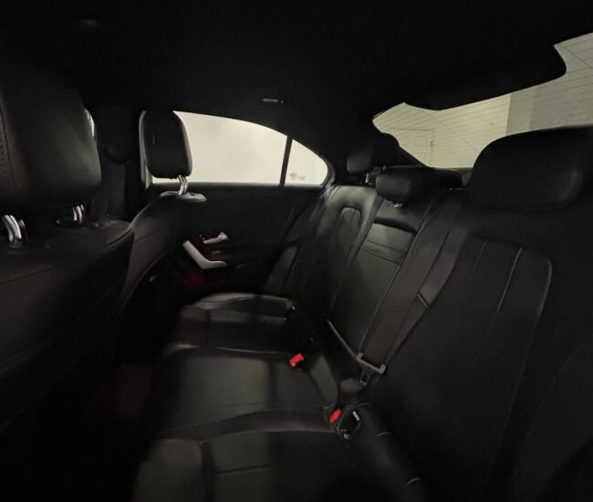 a582f595-1f78-4425-b4a9-5046edfef63b