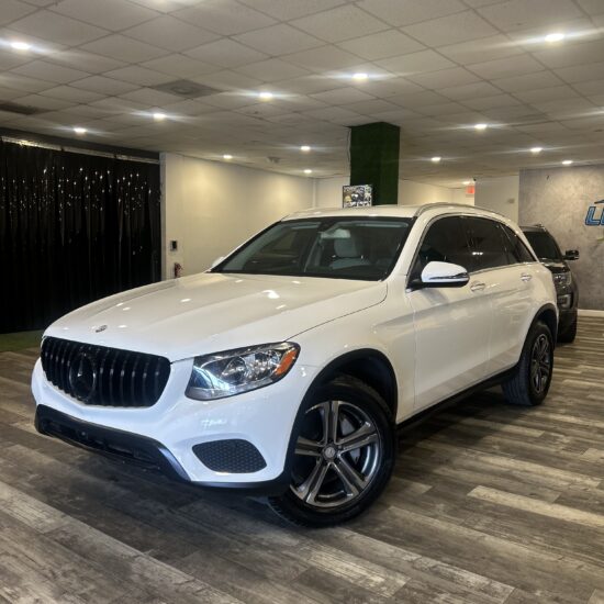 2016 MERCEDES-BENZ GLC 300