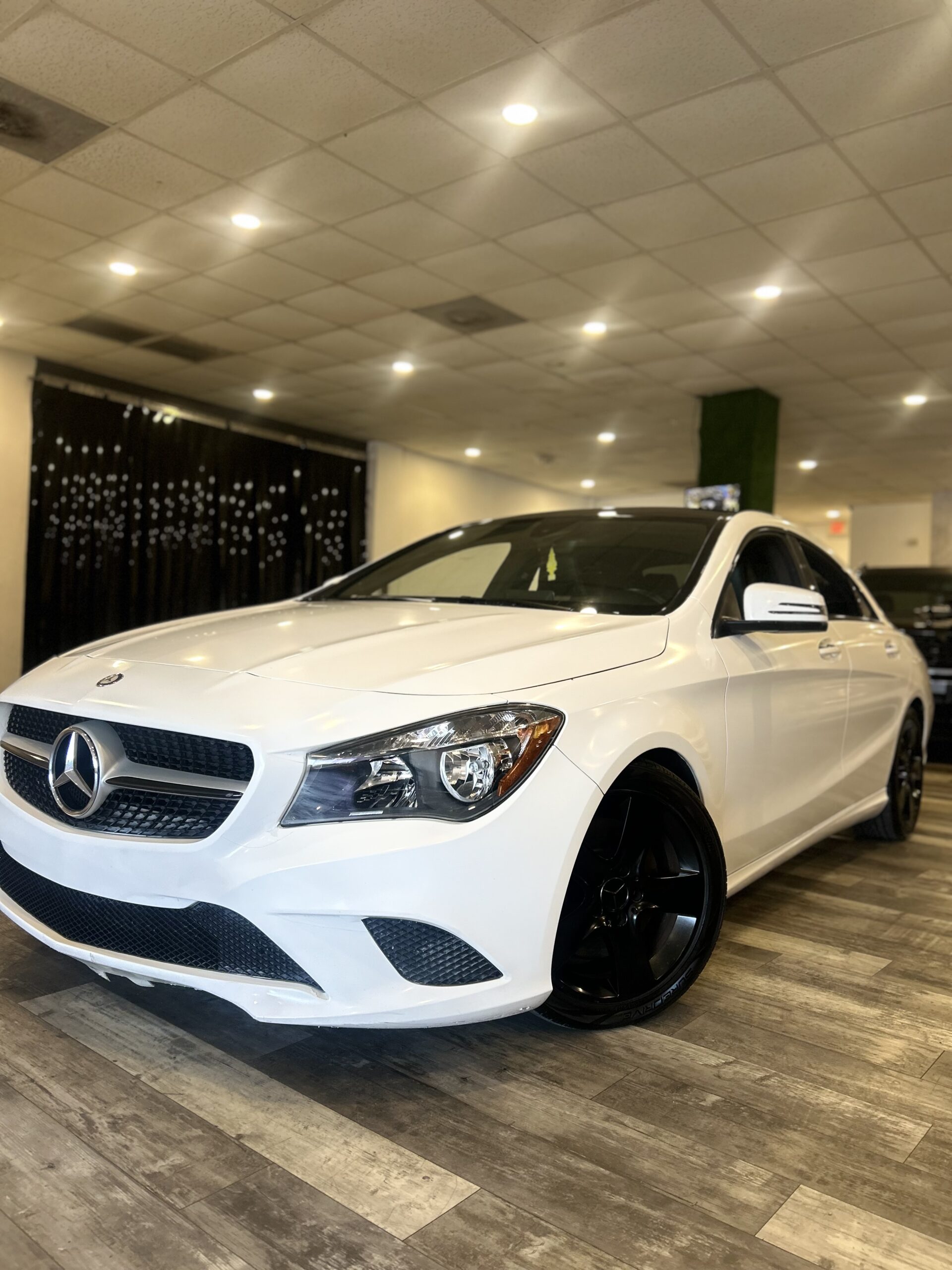 2016 MERCEDES-BENZ CLA 250 4MATIC01